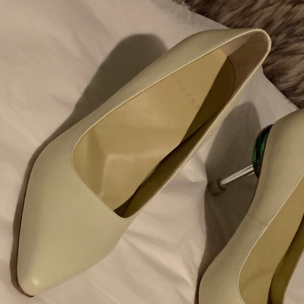 4CCCCEES OSHA MORA HI HEELS SANDAL IN IVORY Heels with Unique Green Accent - Picture 8 of 11